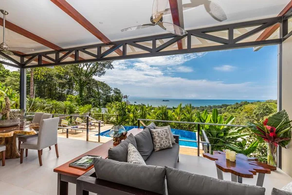 Villa Ananda — 4 bedroom vacation rental in 