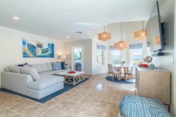 Sol y Mar Penthouse — 2 bedroom vacation rental in San Pedro