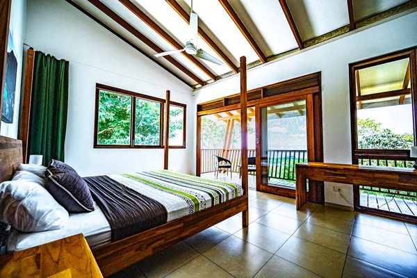 Whale Tail — 2 bedroom vacation rental in Uvita