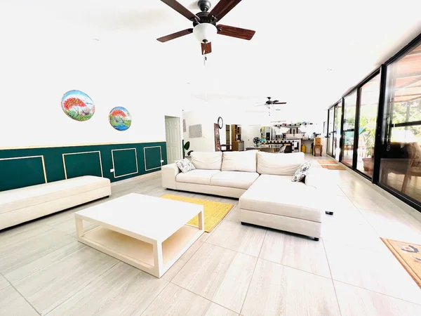5BR Villa in San Salvador — 5 bedroom vacation rental in San Salvador