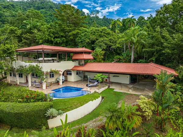 Villa Aurora Three — 3 bedroom vacation rental in Dominicalito