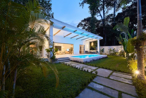 Villa Palawan — 2 bedroom vacation rental in 