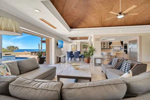 Casa Dorado — 5 bedroom vacation rental in Pedregal