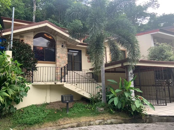 Casa Tita — 3 bedroom vacation rental in Jaco