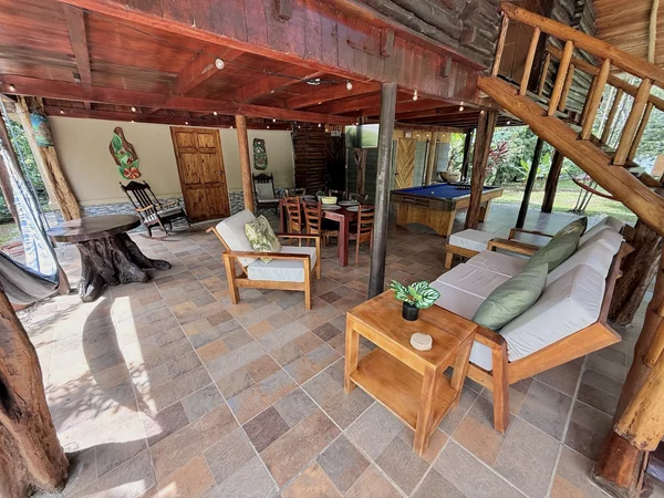 3BR Cabin — 3 bedroom vacation rental in 