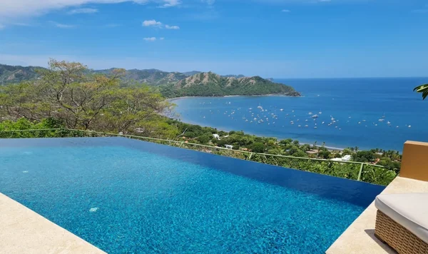 Villa Serena — 3 bedroom vacation rental in 