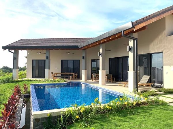 4BR Villa in Libertad — 4 bedroom vacation rental in Libertad