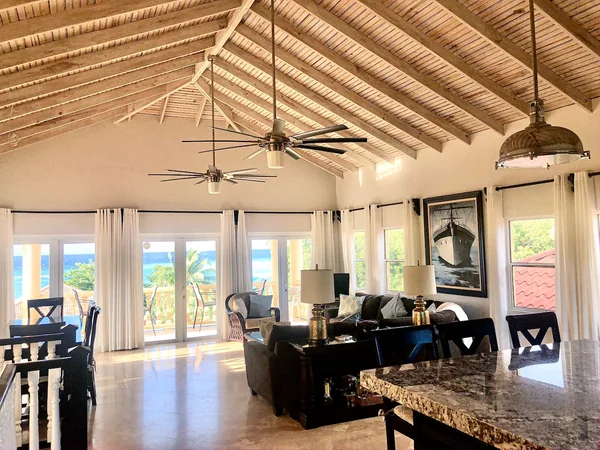 2BR Villa in Roatan — 2 bedroom vacation rental in Roatan