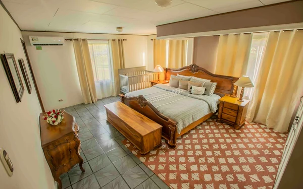 4BR Villa in San Carlos — 4 bedroom vacation rental in San Carlos
