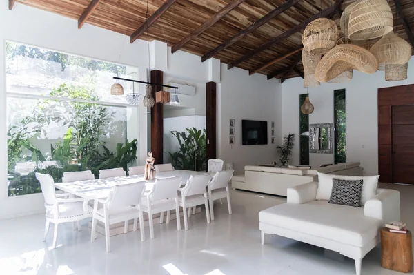 Villa Paparazzi — 5 bedroom vacation rental in Punta Cocles