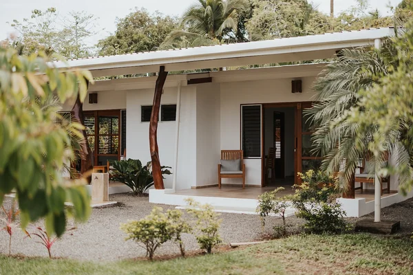 Salvatierra Beachfront Double Room — 1 bedroom vacation rental in Playa Coyote