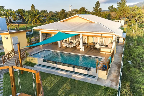 Spectacular Beachfront House — 4 bedroom vacation rental in Santa Elena