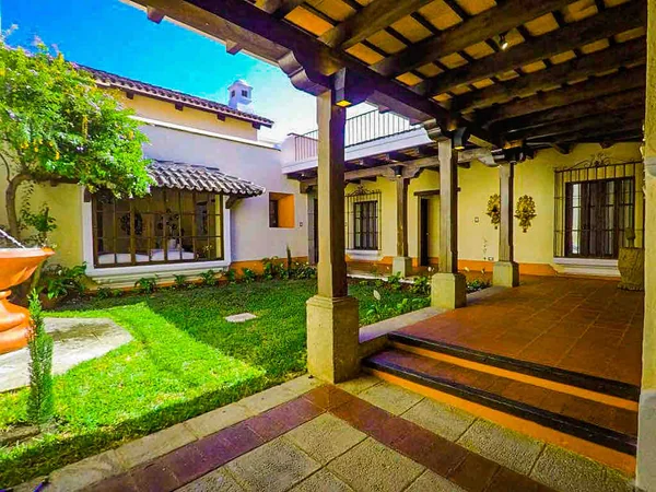 5BR House in Antigua Guatemala — 5 bedroom vacation rental in Antigua Guatemala