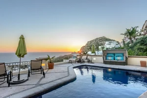Casa Es Su Casa — 4 bedroom vacation rental in Pedregal