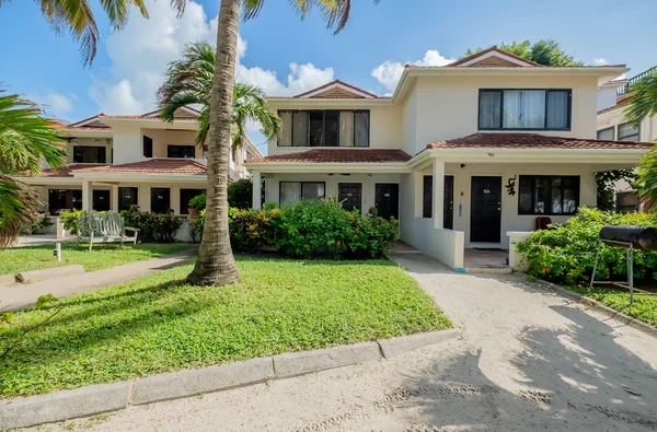 Paradise Villas — 2 bedroom vacation rental in San Pedro