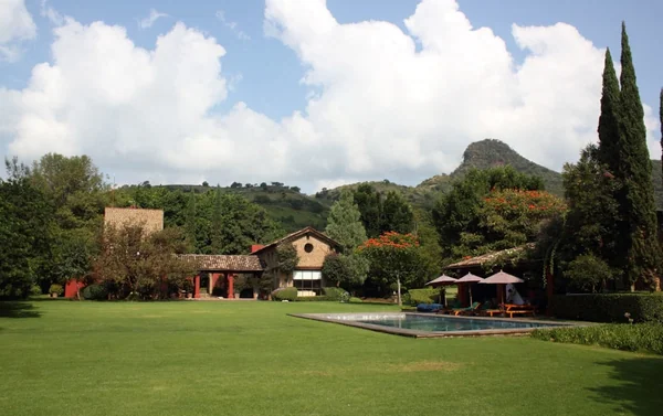 Casa los Ángeles — 6 bedroom vacation rental in Malinalco