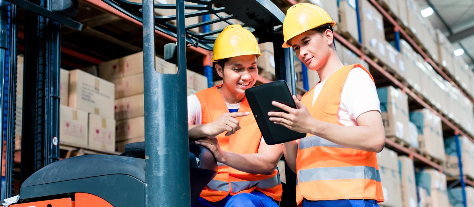 RACKING DESIGNS FOR EARTHQUAKE RESILIENCE