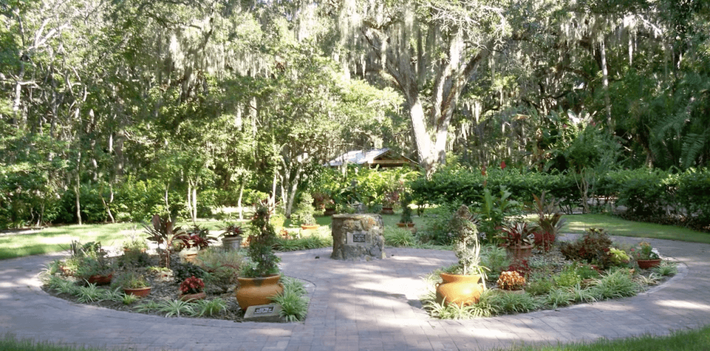 8 Beautiful Photos Dunlawton Sugar Mill Gardens