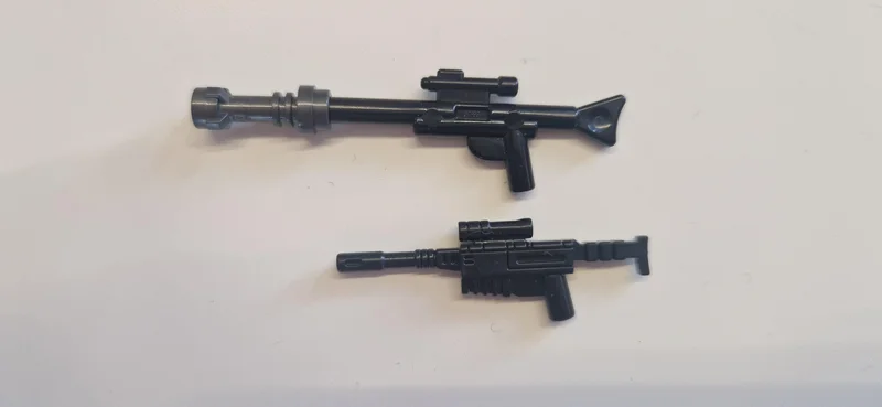 Lego Weapon vs Fake Lego Weapon