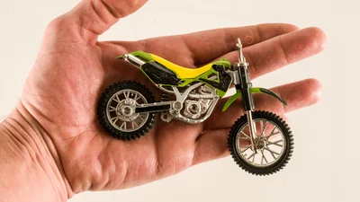 Choosing the best Lego® Motorcycle alternative for you