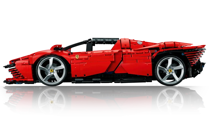 LEGO Ferrari Dayona SP3 Side