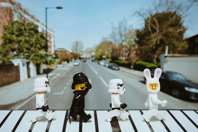 minifigs parade