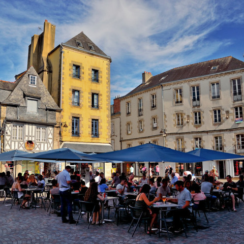 Cover photo of the city Quimper
