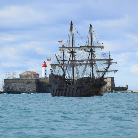 Cover photo of the city Agde