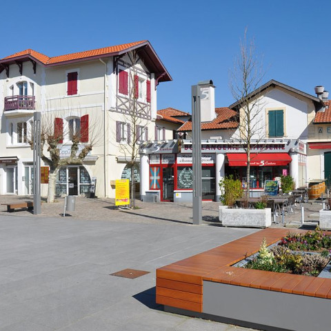 Cover photo of the city Anglet