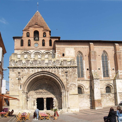 Cover photo of the city Moissac