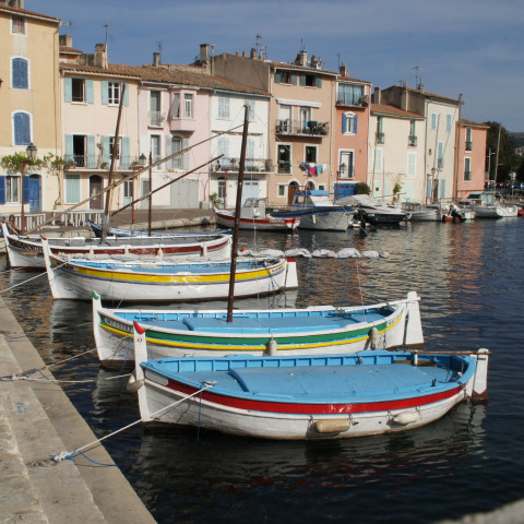 Cover photo of the city Martigues
