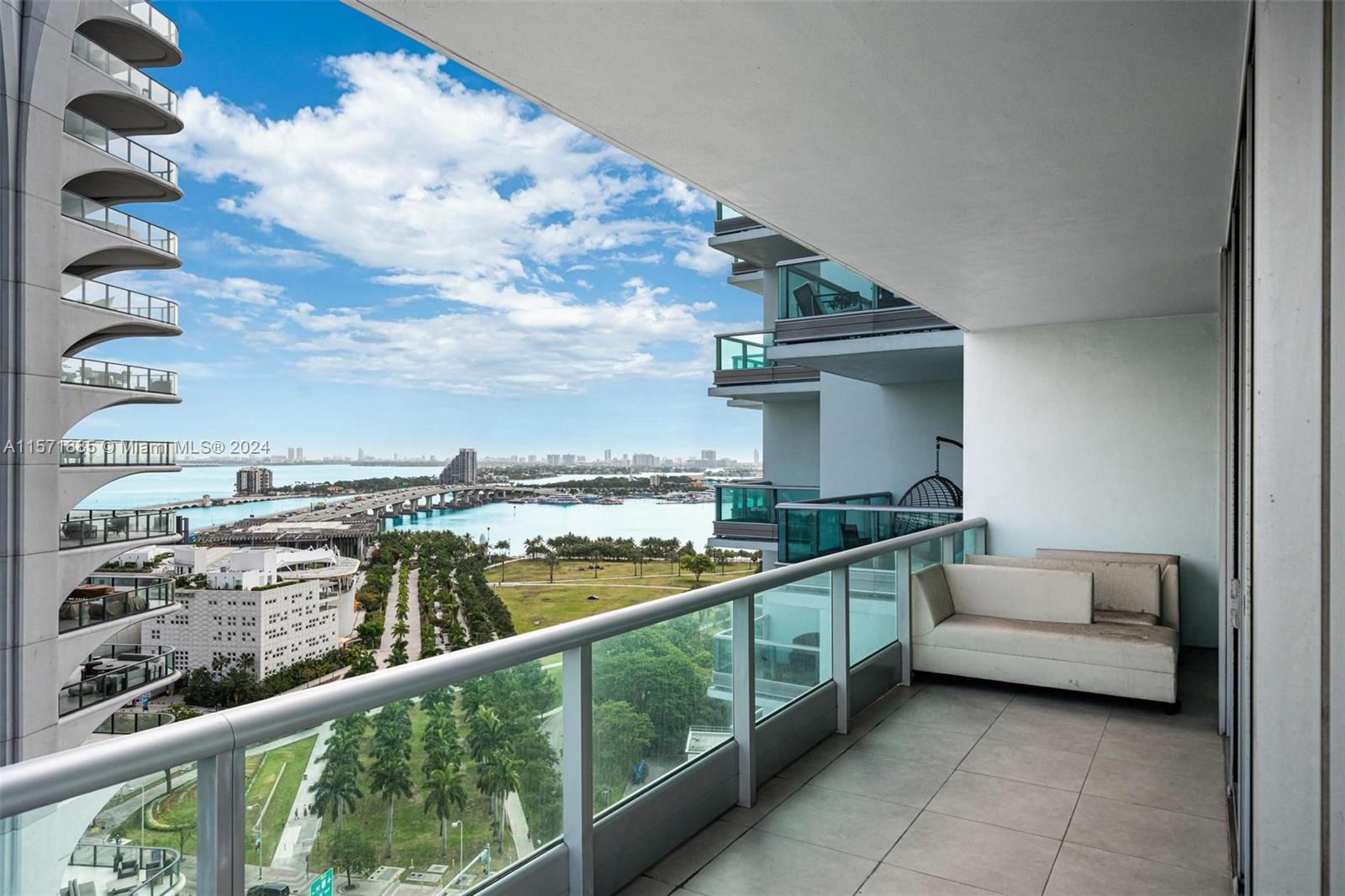 900 Biscayne Bay, 2212, Miami, FL