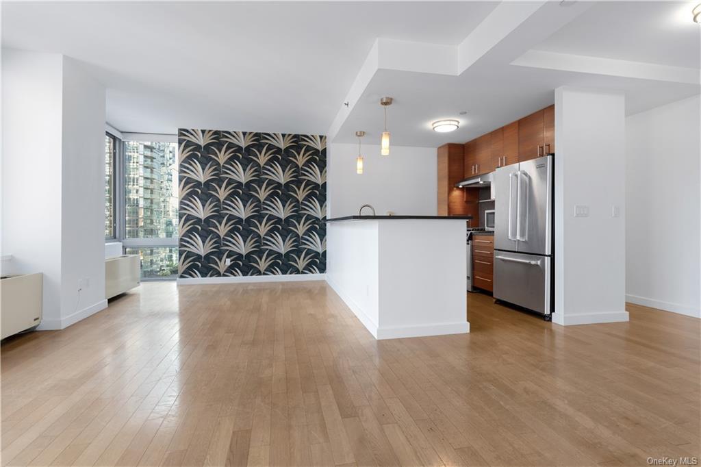 225 W 60th Street, 17B, New York, NY - picture 11 title=