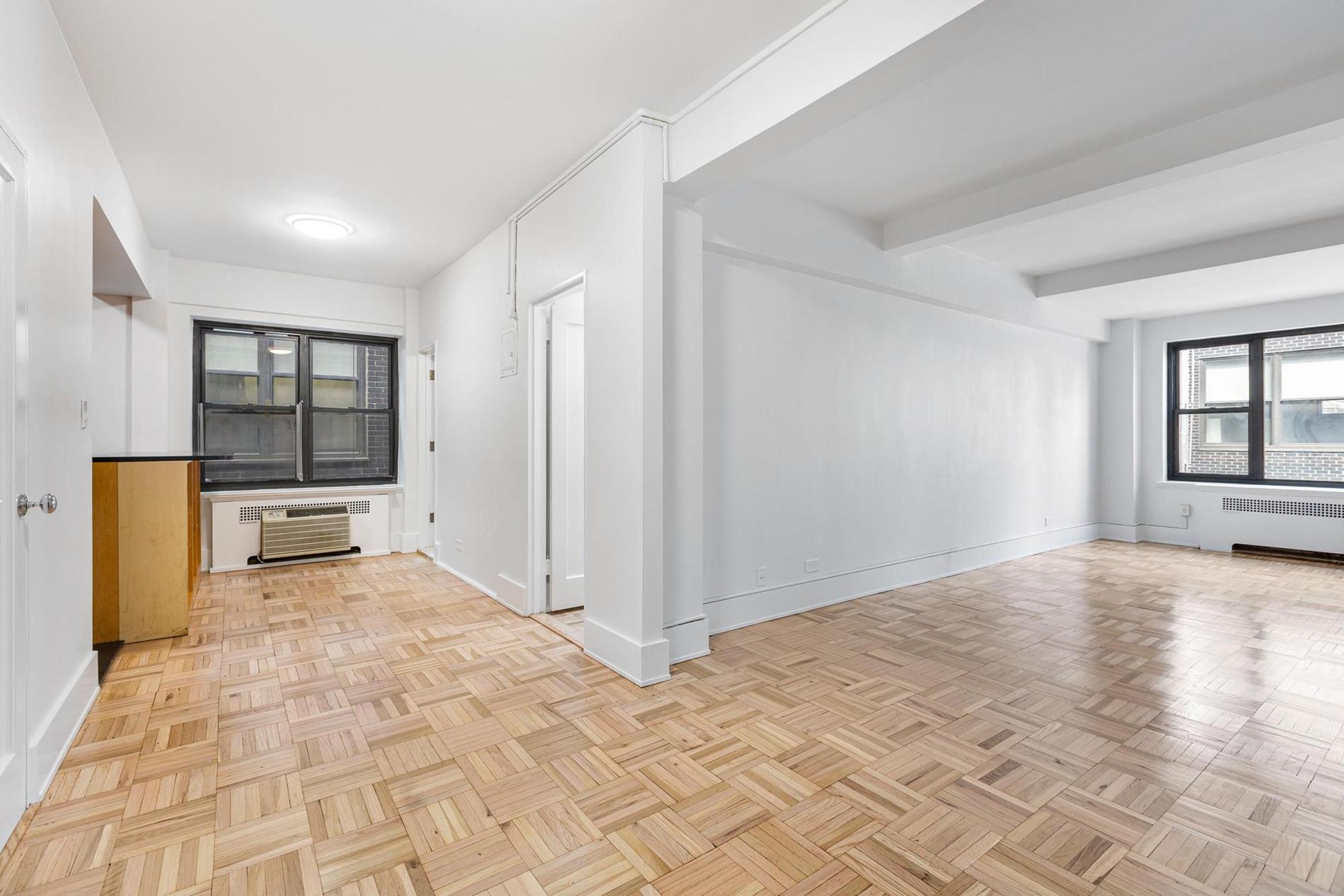 45 W 54th Street, 10-A, New York City, NY - picture 2 title=