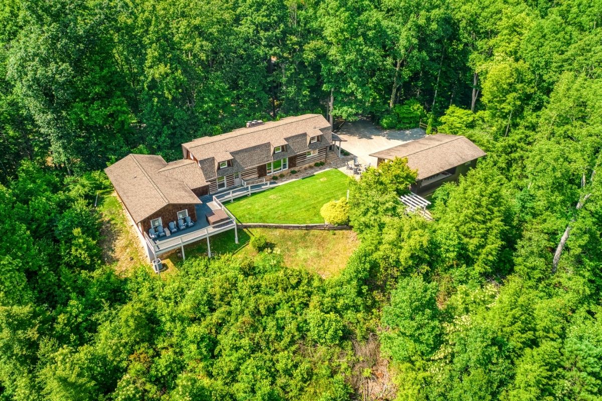 Far Horizons Lodge 2