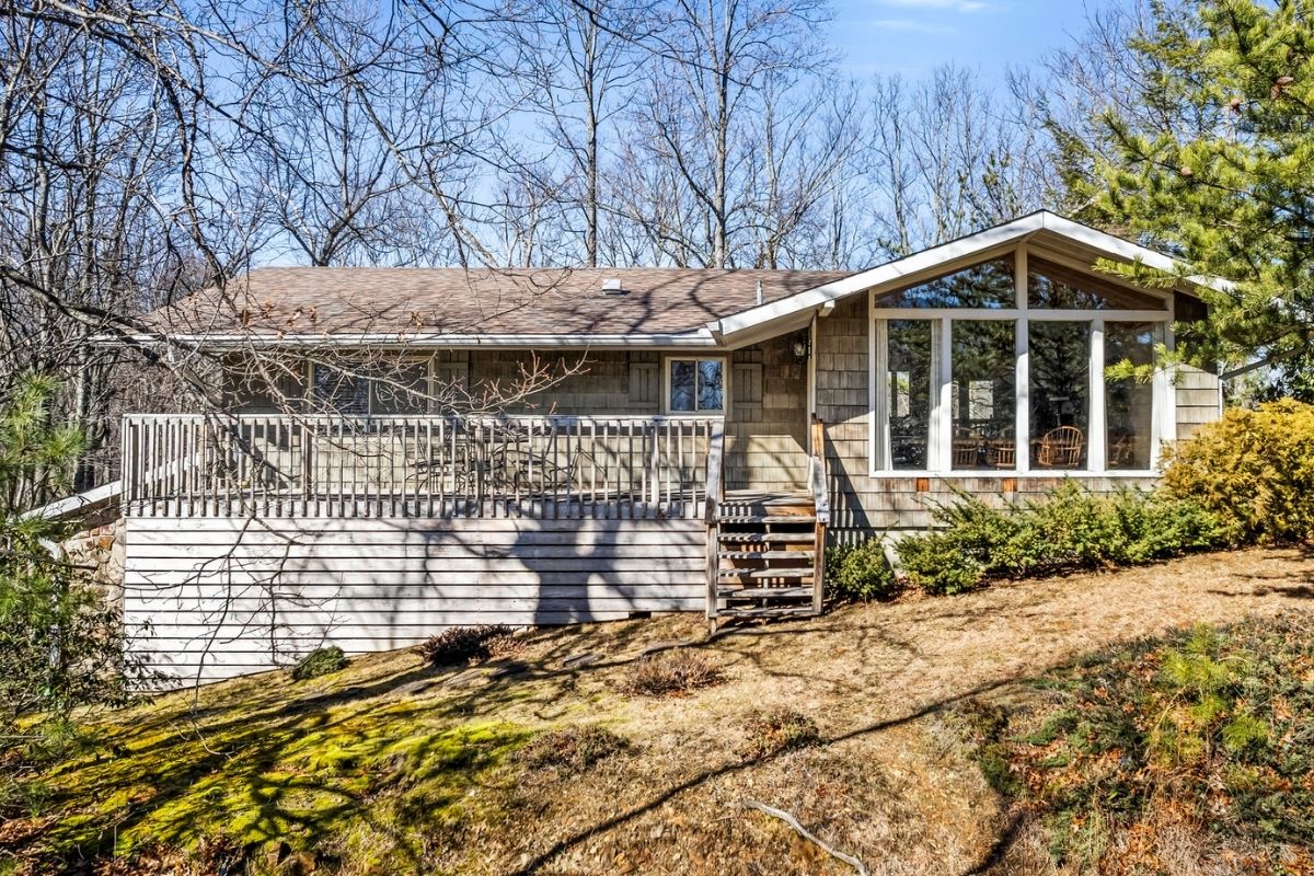 Mountain Laurel House 7