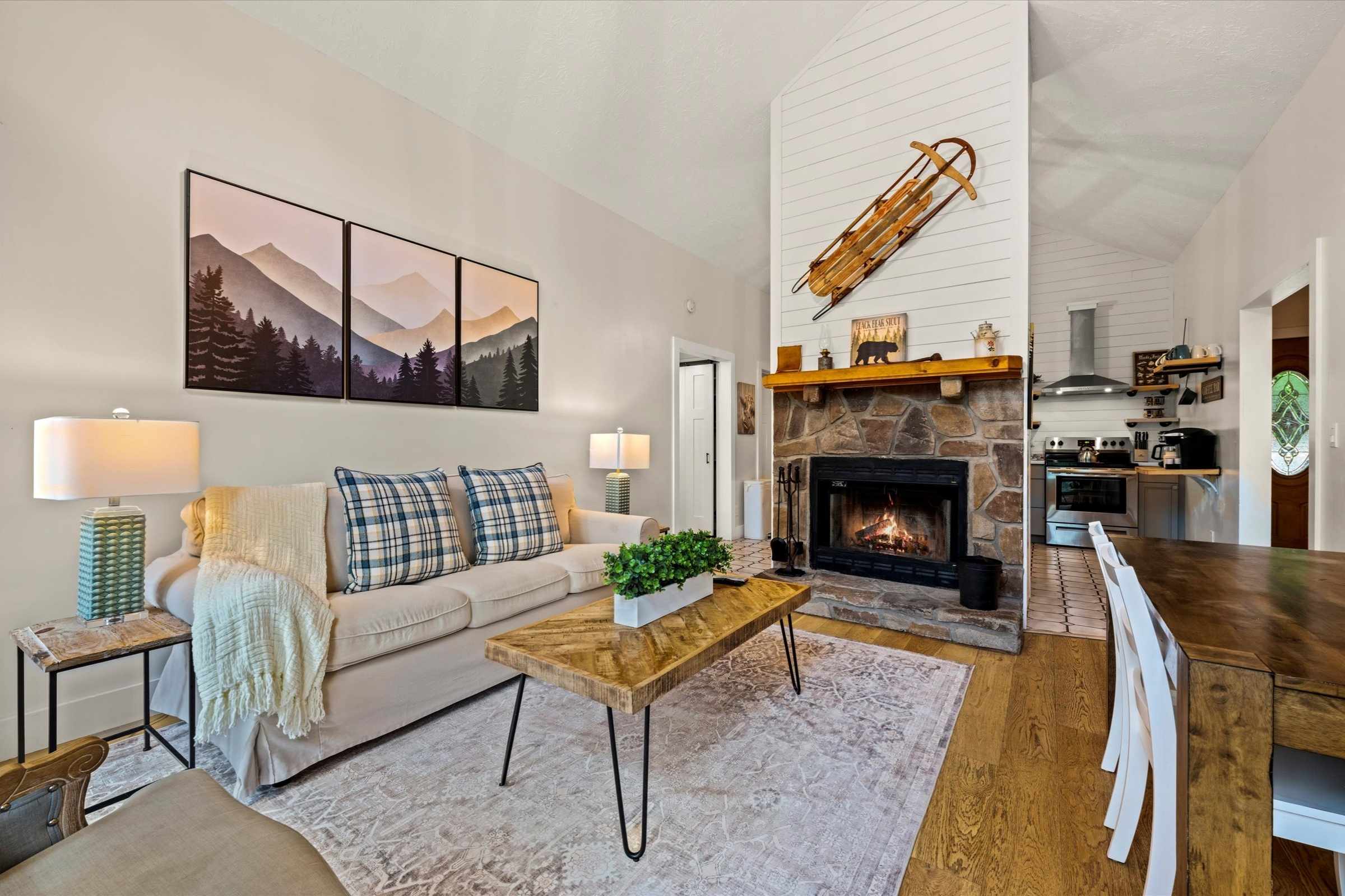 Grand Ole Mountain House 2