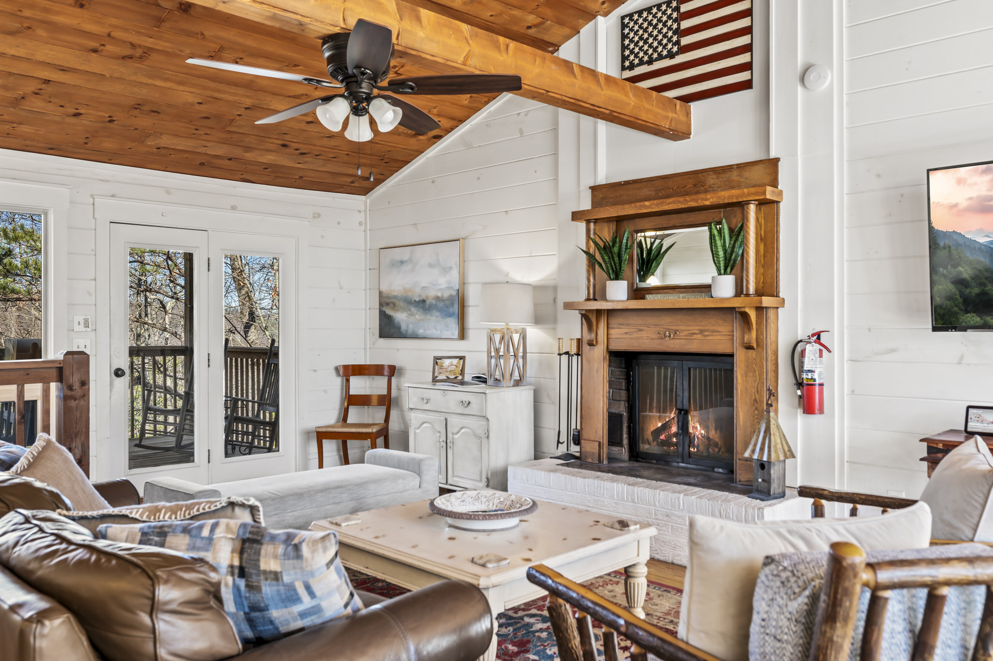 Mountain Laurel House 9