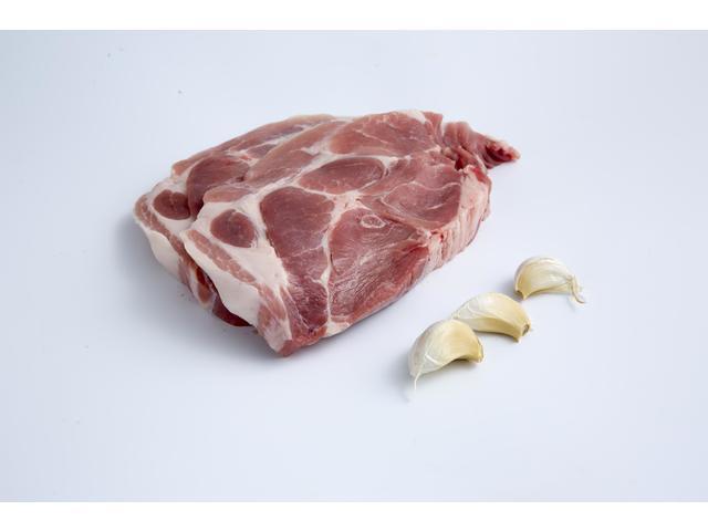 Ceafa de porc dezosata BIO Gurmand, per kg