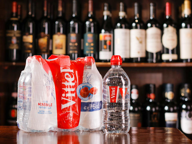 Apa plata bax 6 sticle Vittel 750ml