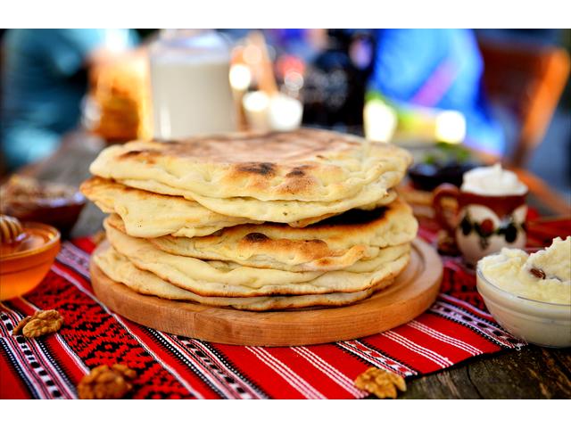 Cococi cu branza dulce si stafide  buc