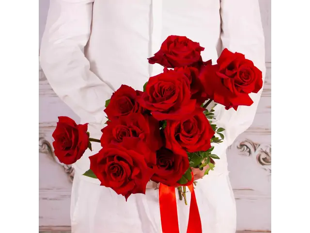Buchet 11 trandafiri rosii