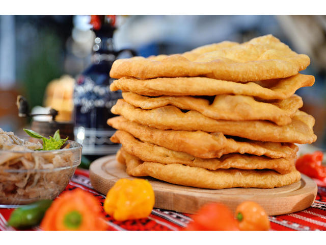 Scoverga cu cascaval buc