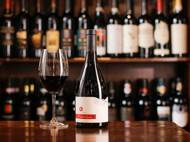 Vin rosu Ratesti Premium Pinot Noir