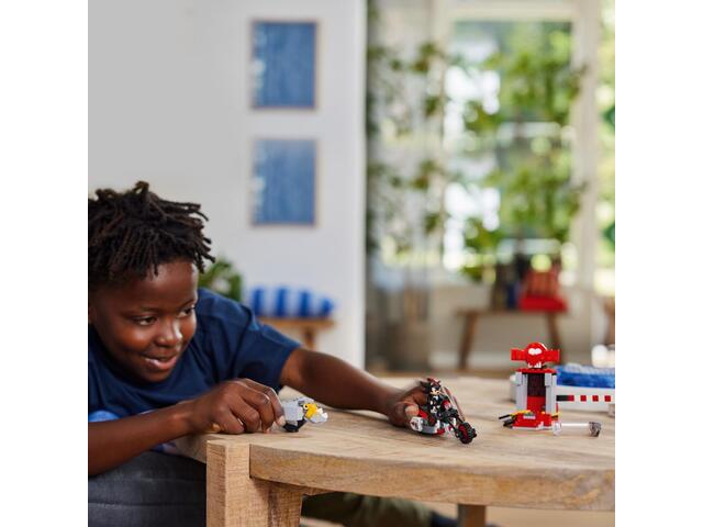 LEGO® Sonic the Hedgehog™ - Evadarea lui Shadow the Hedgehog (76995)