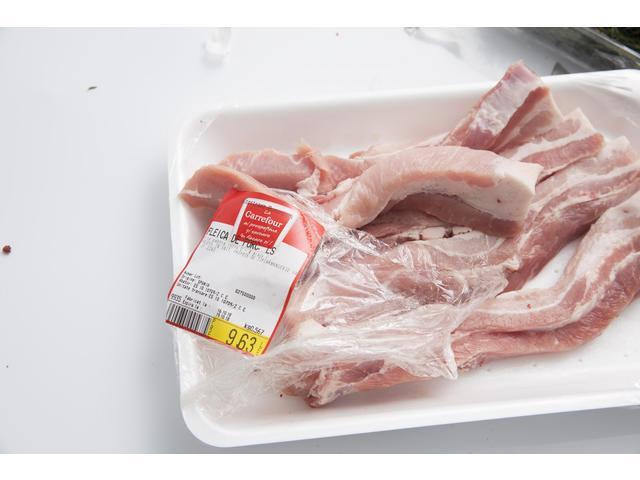 Fleica de porc. per 100g