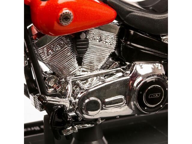 Motocicleta Maisto Harley-Davidson, 1:18-Model 2016 Breakout, Rosu