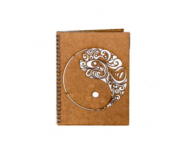 Agenda A5 personalizata din lemn - Yin-Yang