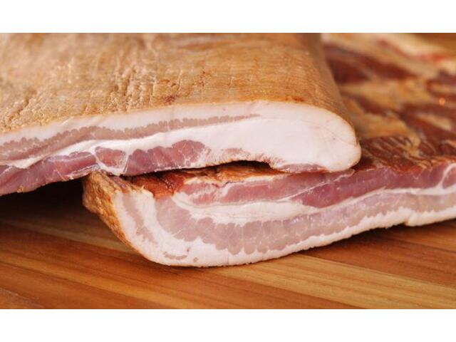 Slaninuta Ungureasca per 100g