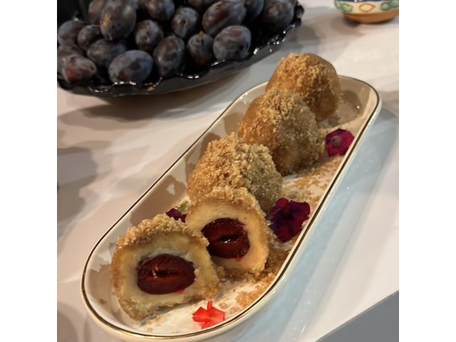 Box 4 galuste cu prune